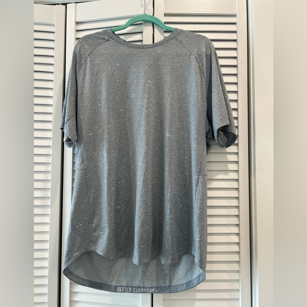 lululemon athletica Gray Long Sleeve Tee